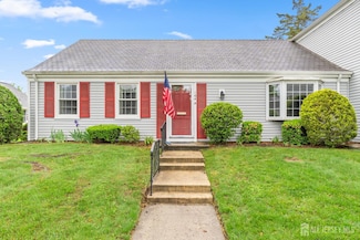 104 Glenwood Ln Unit A, Monroe Township, NJ 08831