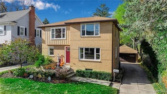 69 Berryman Dr, Buffalo, NY 14226