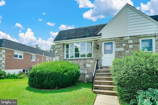 543 Wanamaker Rd, Jenkintown, PA 19046