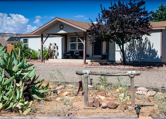 990 S Freedom Way, Big Water, UT 84741