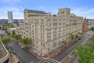 270 E Highland Ave Unit 1031, Milwaukee, WI 53202