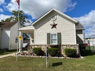 1703 N Illinois Ave, Connersville, IN 47331