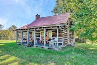 1155 Gaston Rd, Vinton, VA 24179