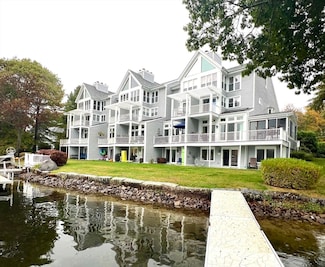 22 Union Point Rd, Webster, MA 01570