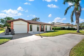 3202 60th Ave W Unit 33, Bradenton, FL 34207