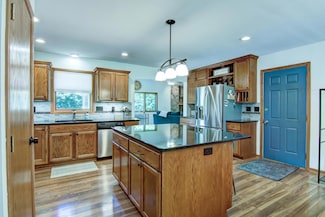 651 4th St N, Hudson, WI 54016