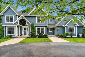 10 Gianna Dr, Saugus, MA 01906