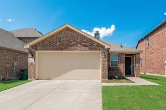 8829 Deadwood Ln, Aubrey, TX 76227