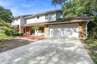 2789 Valencia Ln W, Palm Harbor, FL 34684