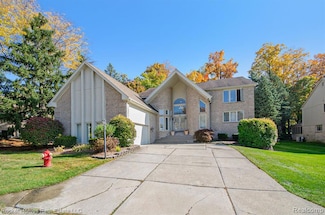 28909 Hidden Trail, Farmington Hills, MI 48331