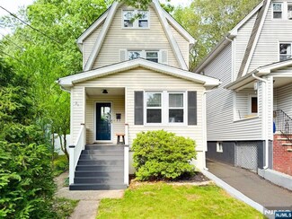 29 Dean St, Glen Rock, NJ 07452