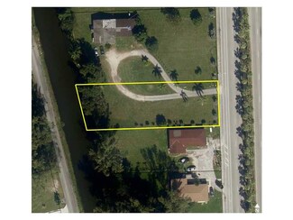 113 113 St Nw 22 Ave, Miami, FL 33167