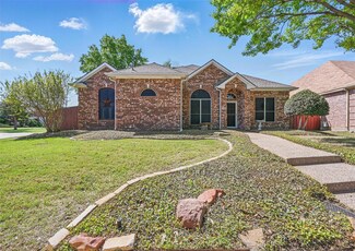 1108 Valley Oaks Dr, Lewisville, TX 75067