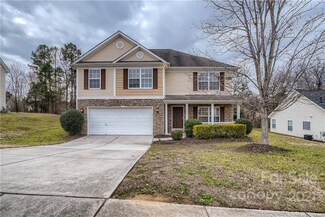 1418 Key Ridge Ct, Charlotte, NC 28216