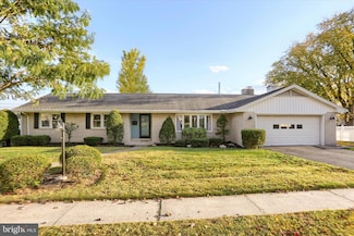 257 Willow St, Hummelstown, PA 17036