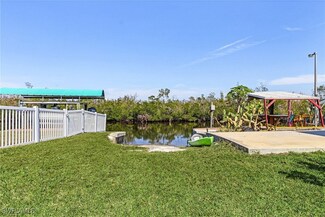 3048 8th Ave, Saint James City, FL 33956