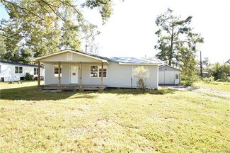 1036 Clark Rd, Lake Charles, LA 70611