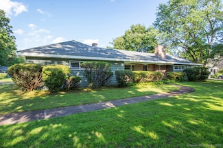 10 Hebron Rd, Bolton, CT 06043
