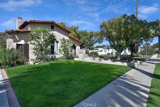 2101 Malcolm Ave, Los Angeles, CA 90025