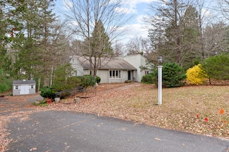 114 Cold Spring Rd, Avon, CT 06001