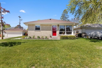 4249 N 99th St, Milwaukee, WI 53222