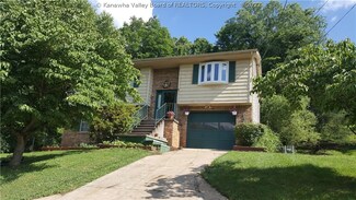 123 Honeysuckle Ln, Dunbar, WV 25064