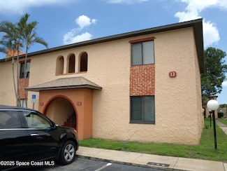 292 San Juan Cir, Melbourne, FL 32935