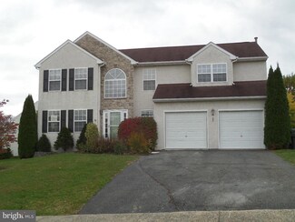 1514 Aspen Dr, Pottstown, PA 19464