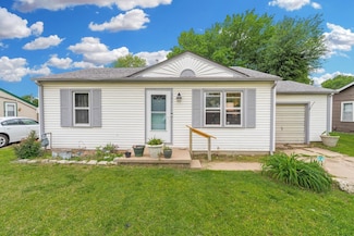 301 N Maynard Ave, Haysville, KS 67060