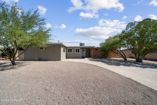 7207 E Eli Dr, Tucson, AZ 85710