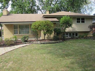 12412 S Mcvickers Ave, Palos Heights, IL 60463