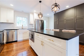 6905 W Grace St, Richmond, VA 23226
