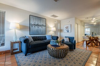 611 W Hononegh Dr Unit 2, Phoenix, AZ 85027