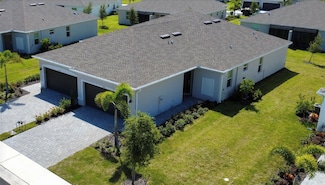 8746 Saint Kitts Cir, Englewood, FL 34224