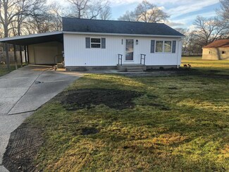 2905 Kooi St, Muskegon, MI 49444