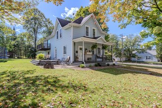 1401 E 9th St, Merrill, WI 54452
