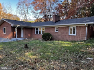12127 Bohr Ct, Glen Rock, PA 17327
