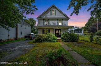 821 W Market St, Scranton, PA 18508
