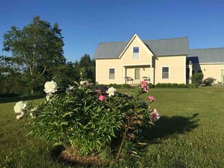 1499 Peacham Rd, Danville, VT 05828