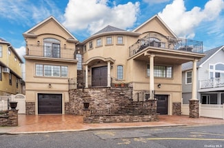91 Virginia Ave, Long Beach, NY 11561
