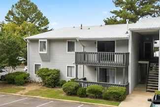 802 Woodland Village Unit 802, Vestavia Hills, AL 35216