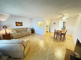 75 Camden C Unit C, West Palm Beach, FL 33417