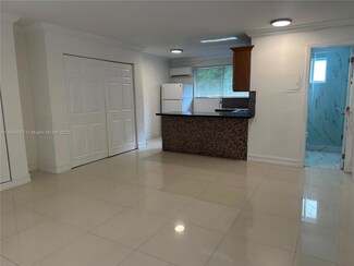 3071 SW 27th Ave Unit 26, Miami, FL 33133