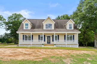 595 Delk Rd, Seminary, MS 39479