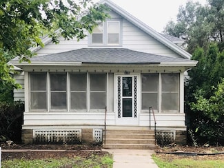 213 3rd St, Claflin, KS 67525