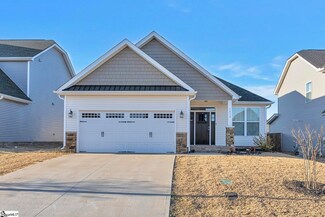 1414 Almaden St, Boiling Springs, SC 29316