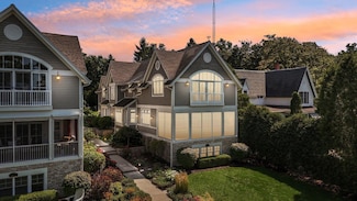 473 Wrigley Dr, Lake Geneva, WI 53147