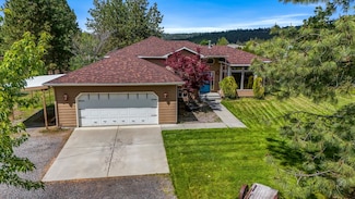 17434 N Meadowview Ln, Nine Mile Falls, WA 99026