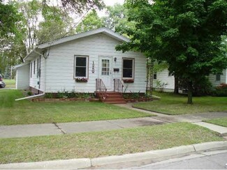 125 2nd St SW, Melrose, MN 56352