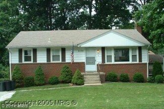 6126 Ruatan St, Berwyn Heights, MD 20740